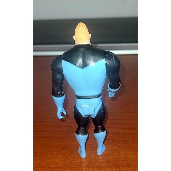 Disney Incredibles Mr. Incredible Action Figure Blue Suit  4" Tall - Picture 3 of 5